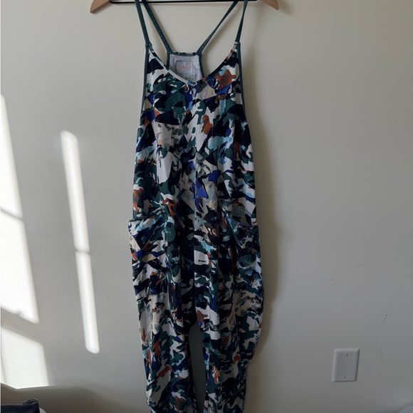 Free People FP Movement Hot Shot Onesie Printed Evergreen Combo Size XS - Picture 2 of 4